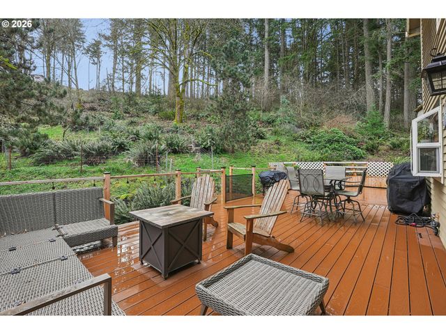 16490 S BRADLEY Rd, Oregon City, OR 97045