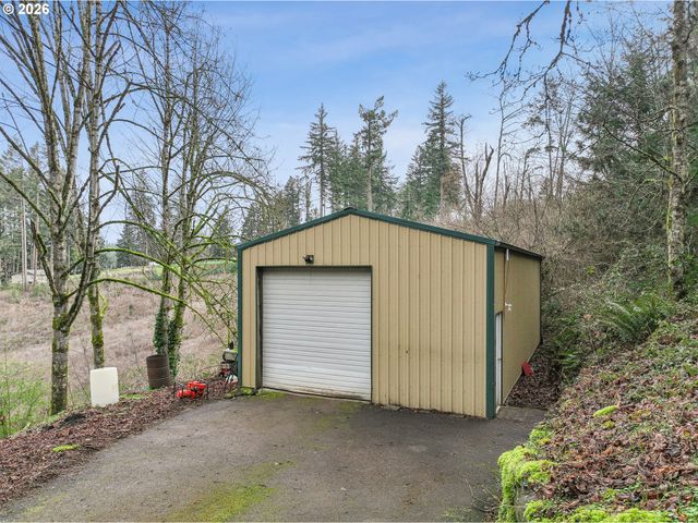 16490 S BRADLEY Rd, Oregon City, OR 97045