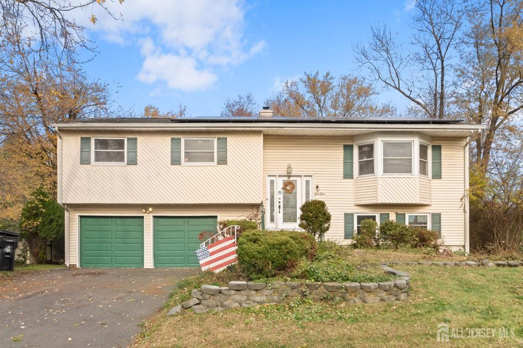 55 Sullivan Way, East Brunswick, NJ 08816