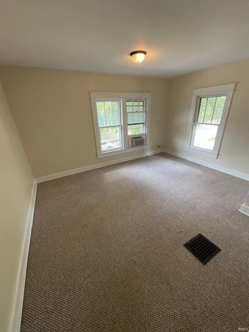 223 E 8Th Street, Bloomington, IN 47408