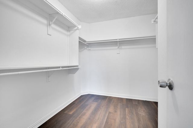 818 Cascade Drive, Glenn Heights, TX 75154