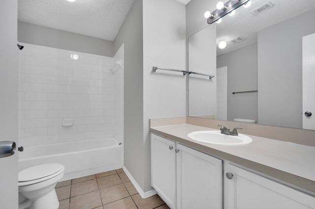 818 Cascade Drive, Glenn Heights, TX 75154