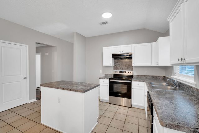 818 Cascade Drive, Glenn Heights, TX 75154