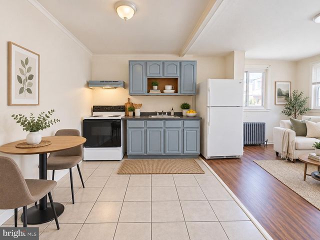 1516 ARROTT ST, Philadelphia, PA 19124
