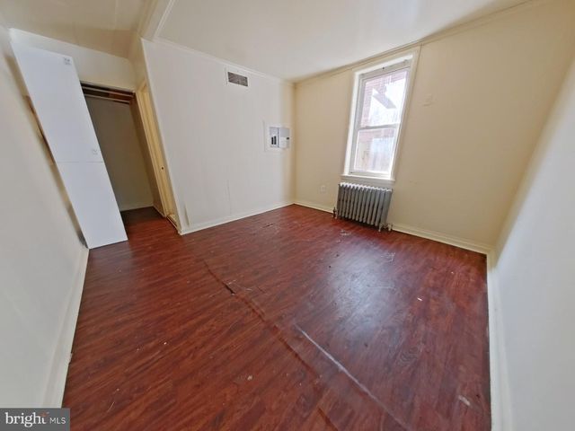 1516 ARROTT ST, Philadelphia, PA 19124