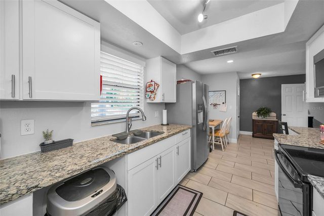 3011 SHADOW OAKS DRIVE, Holiday, FL 34690