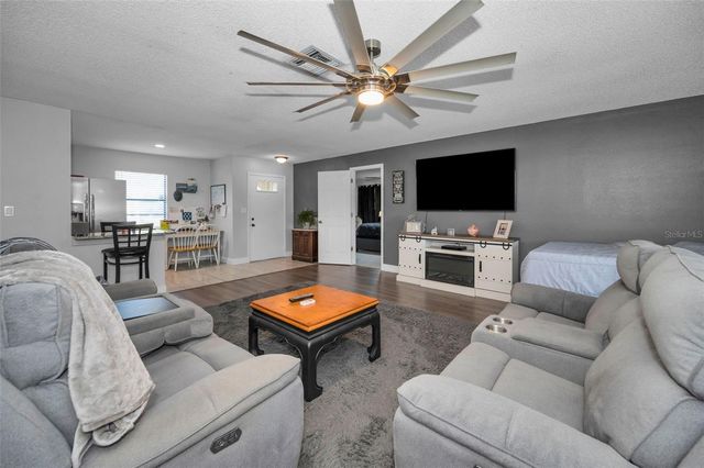 3011 SHADOW OAKS DRIVE, Holiday, FL 34690