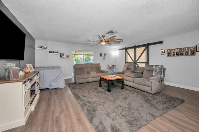 3011 SHADOW OAKS DRIVE, Holiday, FL 34690