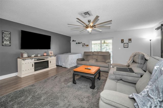 3011 SHADOW OAKS DRIVE, Holiday, FL 34690