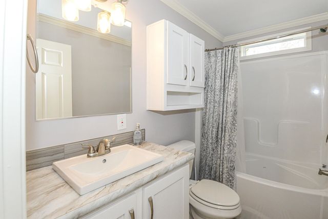 1440 East Conway Road, Conway, NH 03813