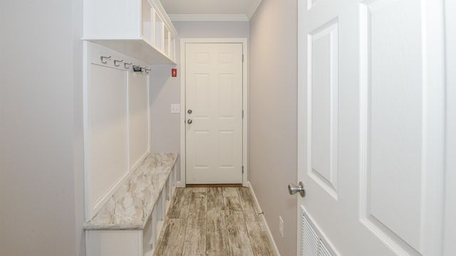 1440 East Conway Road, Conway, NH 03813