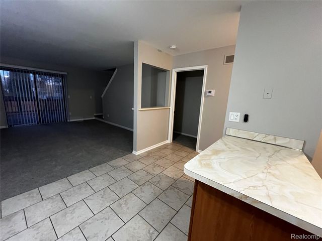 25899 New Forest Court Court, Chesterfield Township, MI 48051