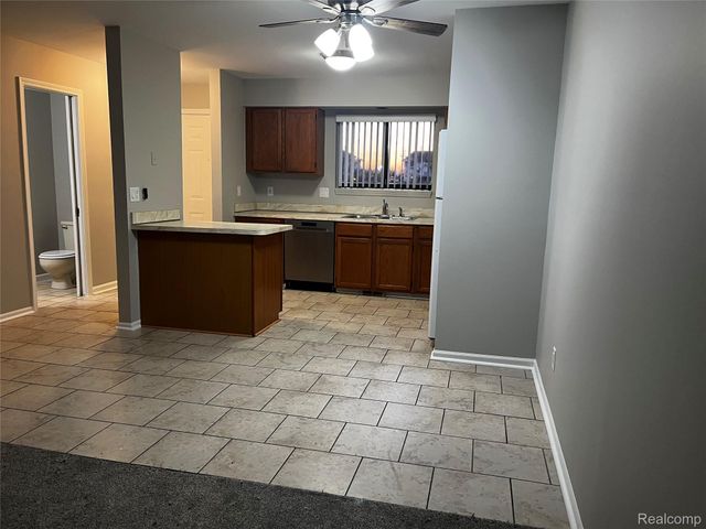 25899 New Forest Court Court, Chesterfield Township, MI 48051