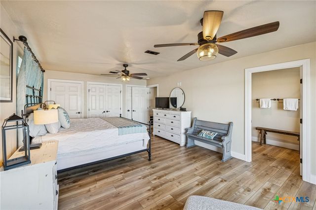 1335 Larson Drive, Canyon Lake, TX 78133