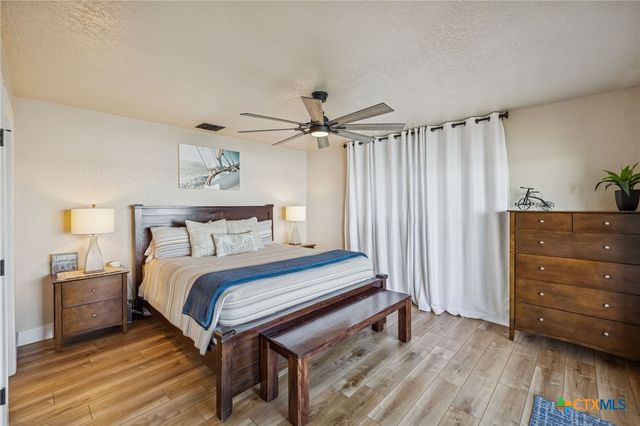 1335 Larson Drive, Canyon Lake, TX 78133