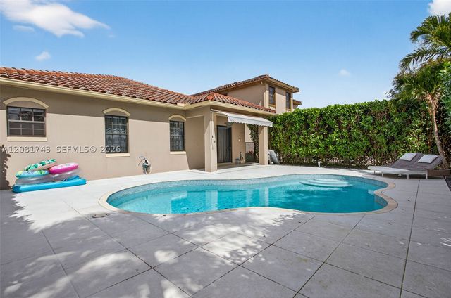 11174 NW 72nd Pl, Parkland, FL 33076