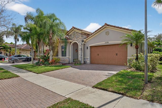 11174 NW 72nd Pl, Parkland, FL 33076