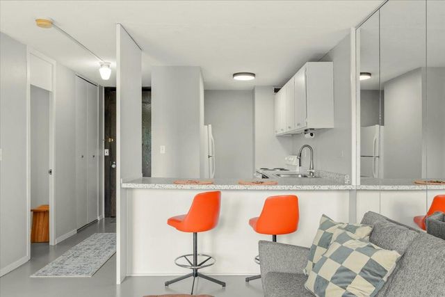 15 S 1st Street A414, Minneapolis, MN 55401