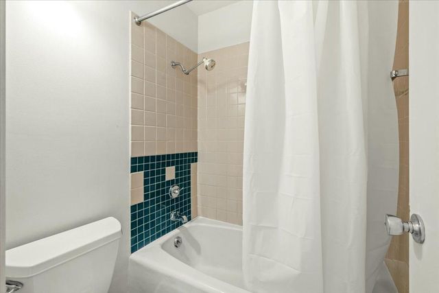 15 S 1st Street A414, Minneapolis, MN 55401
