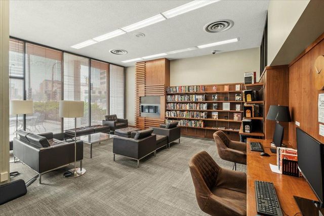 15 S 1st Street A414, Minneapolis, MN 55401