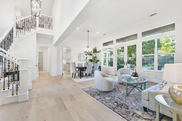 3309 La Playa Dr, Davis, CA 95618