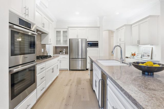 3309 La Playa Dr, Davis, CA 95618