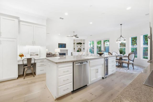 3309 La Playa Dr, Davis, CA 95618