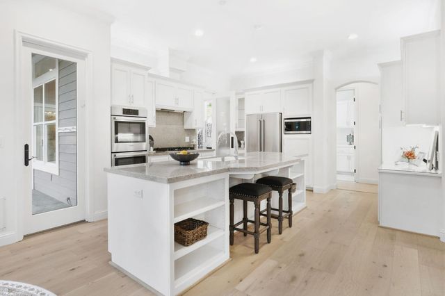 3309 La Playa Dr, Davis, CA 95618