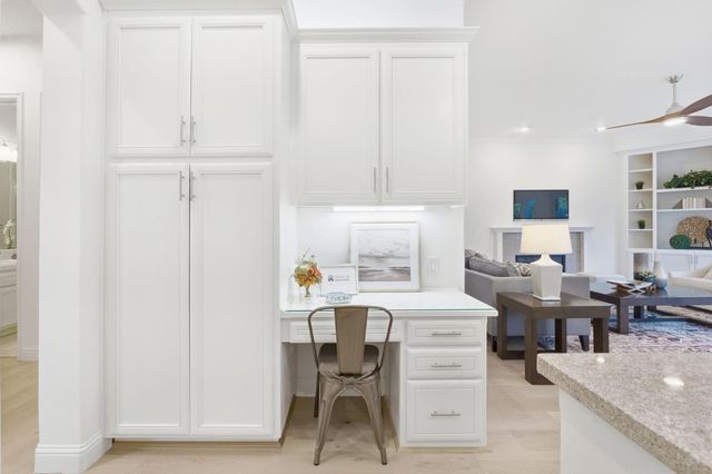 3309 La Playa Dr, Davis, CA 95618