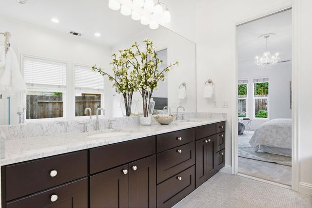 3309 La Playa Dr, Davis, CA 95618