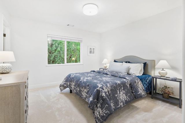 3309 La Playa Dr, Davis, CA 95618