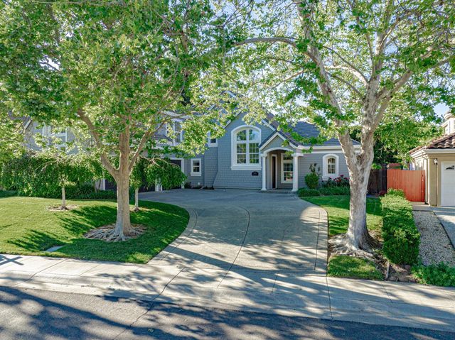 3309 La Playa Dr, Davis, CA 95618