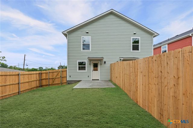 706 S 28th Street B, Temple, TX 76501