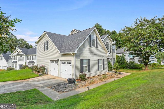 6060 Waterton Drive, Lithonia, GA 30058