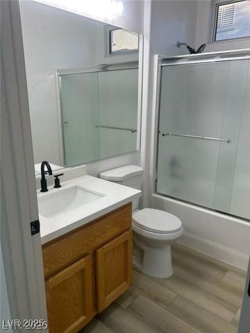 1376 Forlana Drive, Henderson, NV 89052