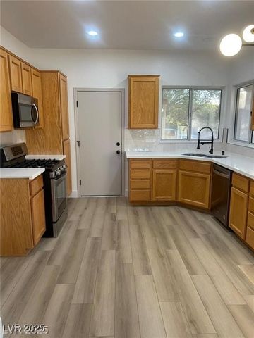 1376 Forlana Drive, Henderson, NV 89052