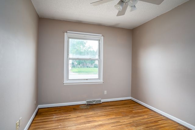 3410 Greenbrier Drive, Bettendorf, IA 52722