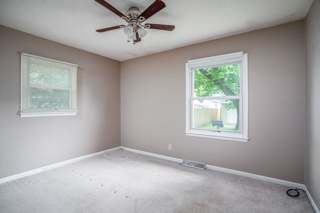 3410 Greenbrier Drive, Bettendorf, IA 52722