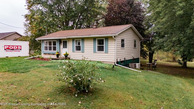 4755 Carlisle Highway, Charlotte, MI 48813