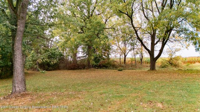 4755 Carlisle Highway, Charlotte, MI 48813