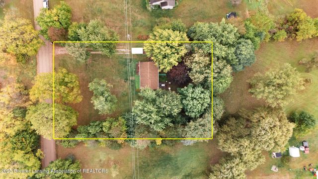 4755 Carlisle Highway, Charlotte, MI 48813