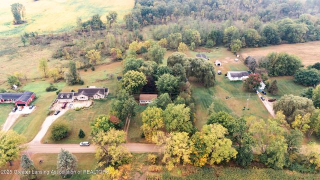 4755 Carlisle Highway, Charlotte, MI 48813