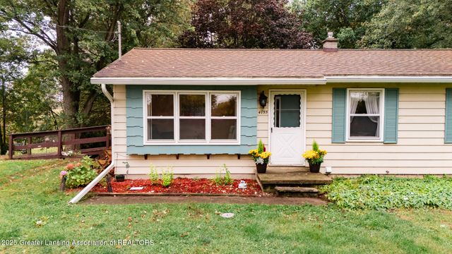 4755 Carlisle Highway, Charlotte, MI 48813