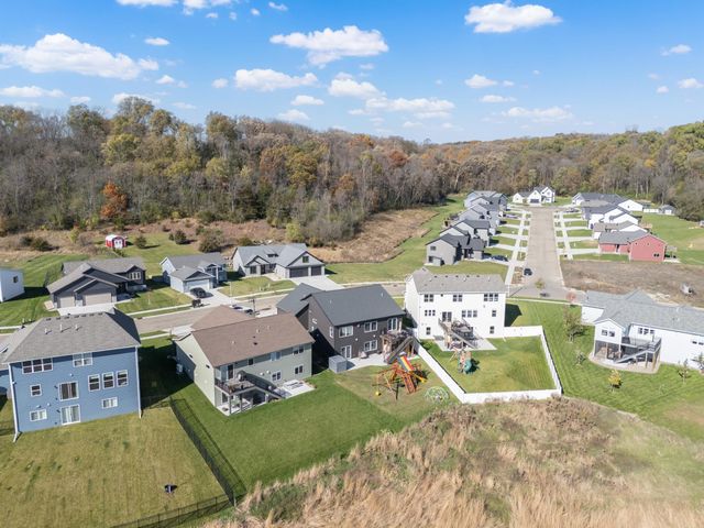 1962 Hadley Hills Drive NE, Rochester, MN 55906