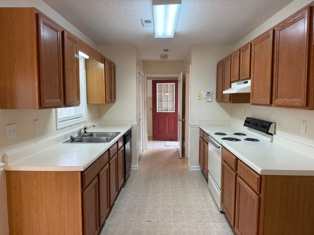 146 Lombardi Court, Orangeburg, SC 29118