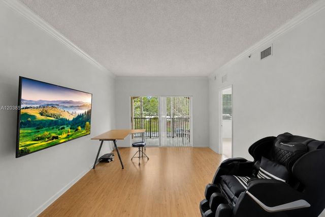 5880 W Sample Road 203, Coral Springs, FL 33067
