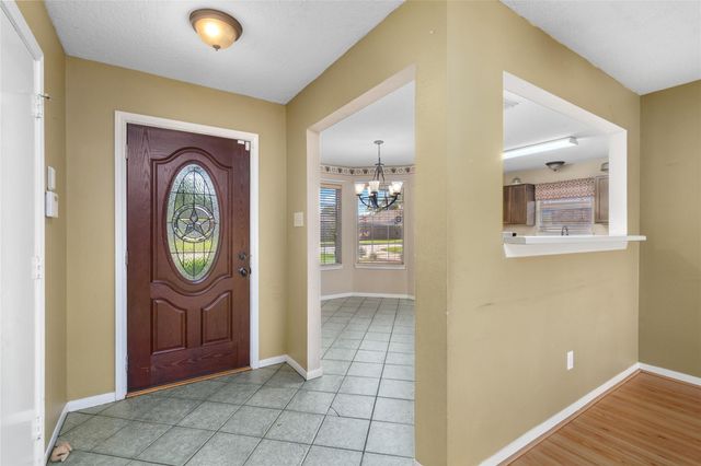 2721 Overland Trail, Dickinson, TX 77539