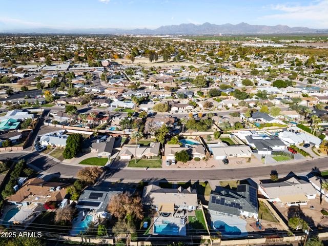 8507 E MONTECITO Avenue, Scottsdale, AZ 85251