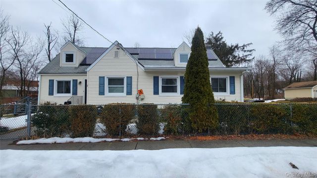 1 Lawrence Road, Poughkeepsie, NY 12601