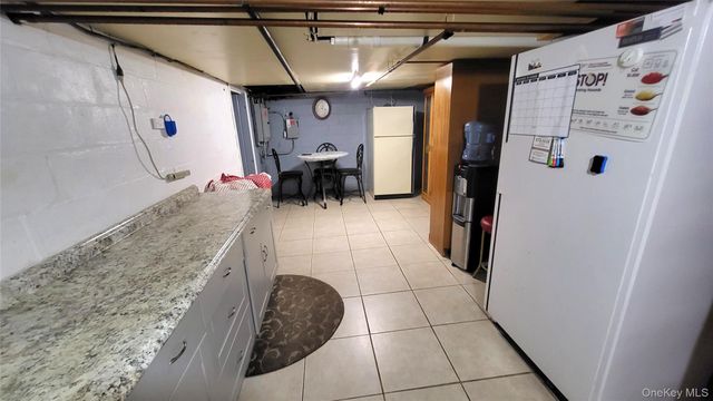 1 Lawrence Road, Poughkeepsie, NY 12601